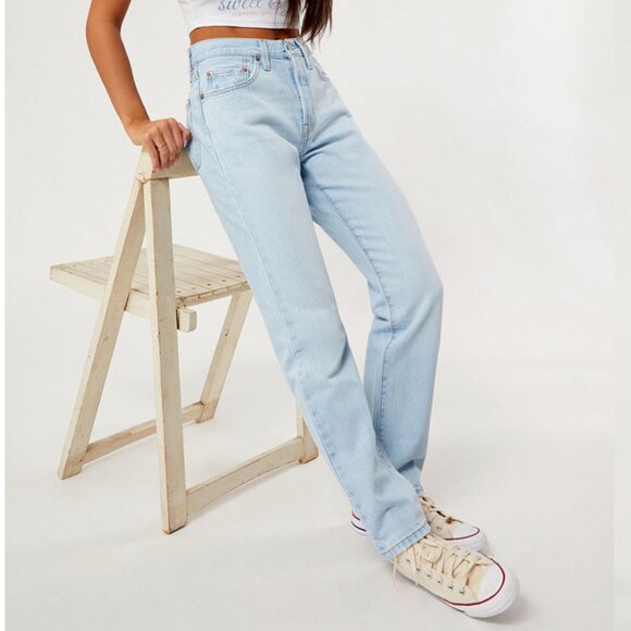 Levi's 501 Straight Leg Jeans, Light Blue - Picture 5 of 8